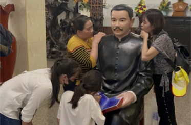 Cha Diệp có “linh” với chuyện làm ăn, buôn bán không?