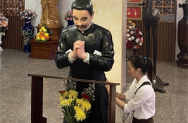 Có nên đi Cha Diệp cầu cho cha mẹ không?