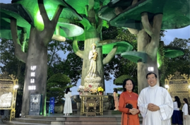 ĐI HÀNH HƯƠNG LA VANG CÓ CẦN PHẢI ĐẶT TRƯỚC KHÔNG?