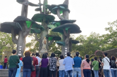 Tour La Vang cho giáo xứ có cần chia nhóm hay phân công trách nhiệm không?