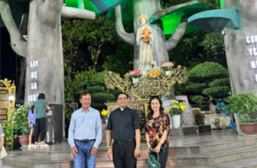 TOUR LA VANG CÓ PHÙ HỢP CHO NGƯỜI ĐI MỘT MÌNH KHÔNG?