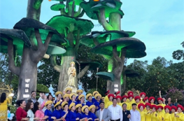 Vì sao nên chọn đơn vị chuyên tổ chức tour La Vang cho giáo xứ?